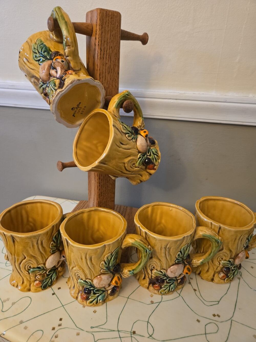 Vintage Geo Z Lefton Mushroom Acorn Mug Set Oak Tree Stand 6 Mugs 1970s